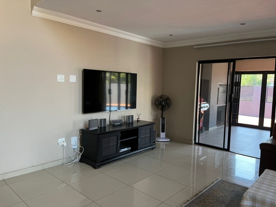 4 Bedroom Property for Sale in Theresa Park Gauteng