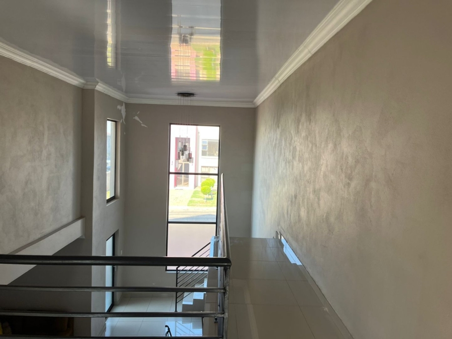 4 Bedroom Property for Sale in Theresa Park Gauteng