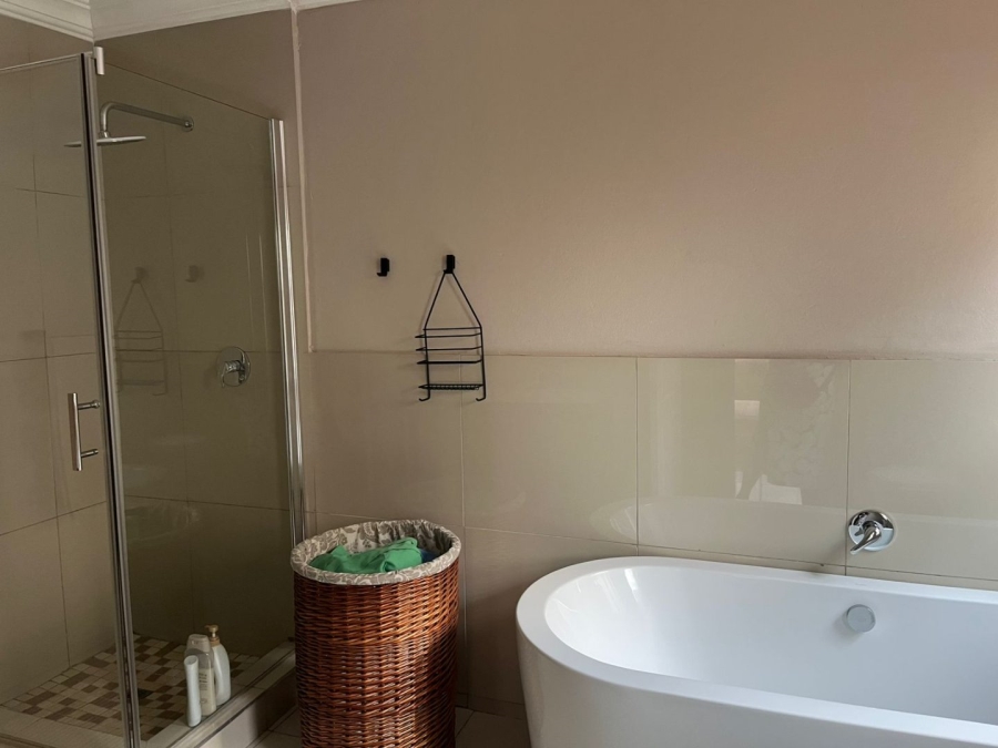 4 Bedroom Property for Sale in Theresa Park Gauteng
