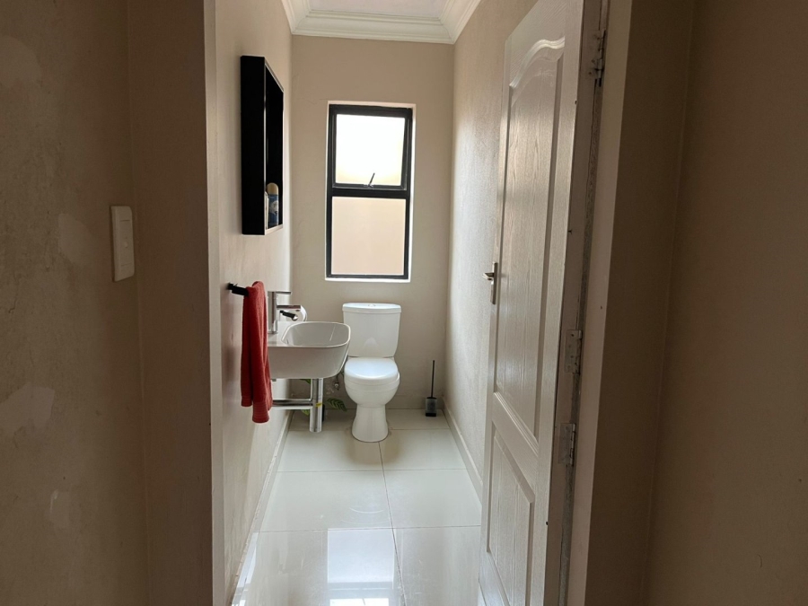 4 Bedroom Property for Sale in Theresa Park Gauteng