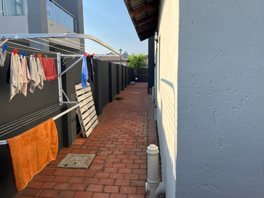 4 Bedroom Property for Sale in Theresa Park Gauteng