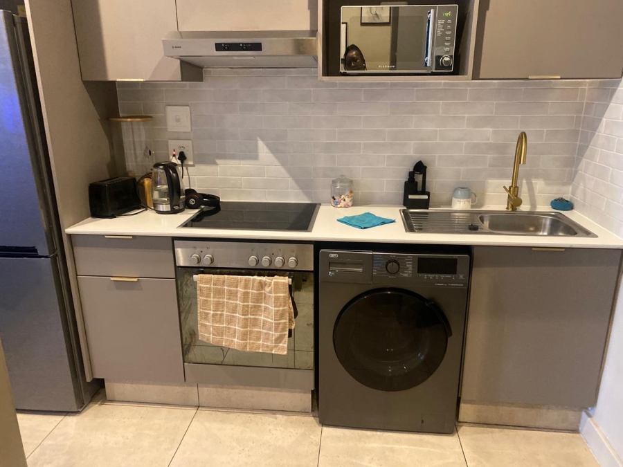 1 Bedroom Property for Sale in Sandton Central Gauteng