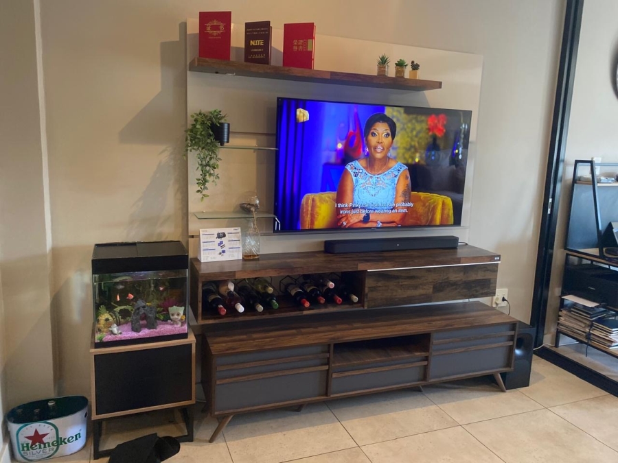 1 Bedroom Property for Sale in Sandton Central Gauteng
