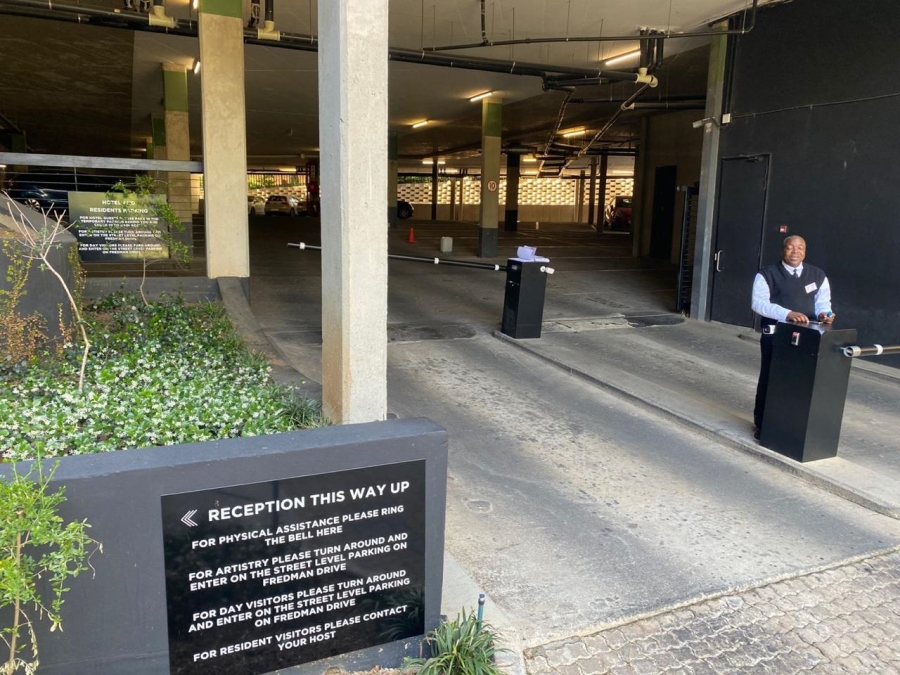 1 Bedroom Property for Sale in Sandton Central Gauteng