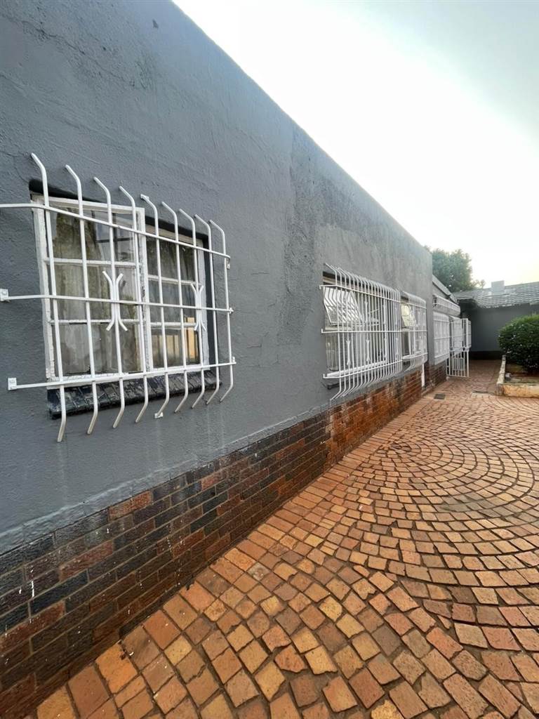 To Let 3 Bedroom Property for Rent in Edenvale Central Gauteng