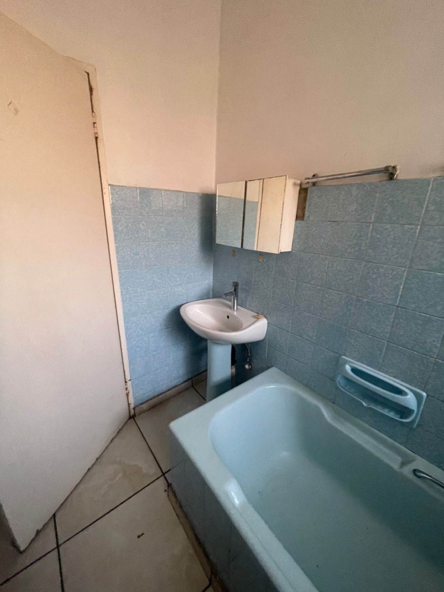 To Let 3 Bedroom Property for Rent in Edenvale Central Gauteng