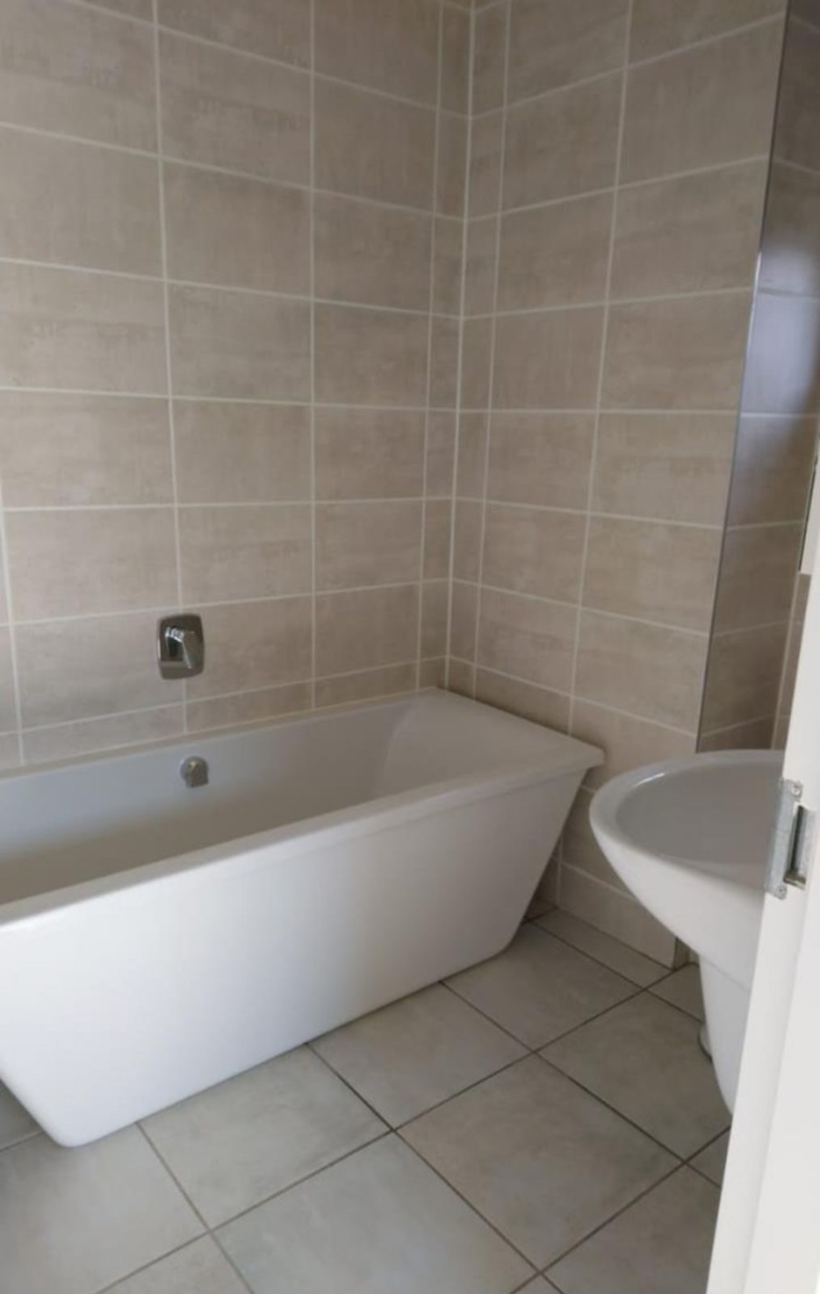 To Let 2 Bedroom Property for Rent in Greencreek Lifestyle Estate Gauteng