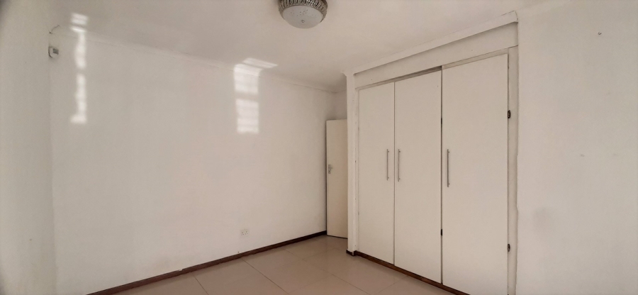 3 Bedroom Property for Sale in Heuweloord Gauteng