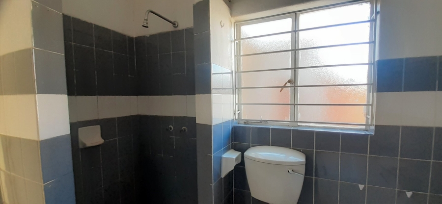 3 Bedroom Property for Sale in Heuweloord Gauteng