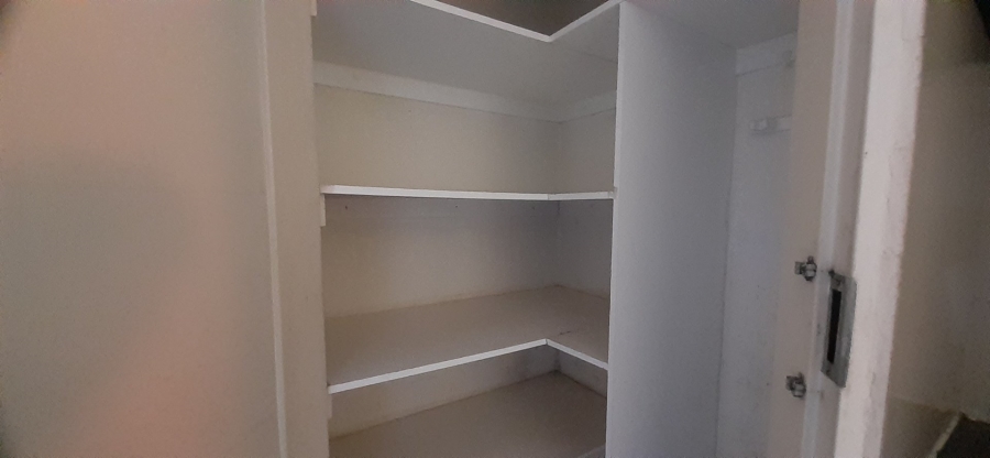 3 Bedroom Property for Sale in Heuweloord Gauteng