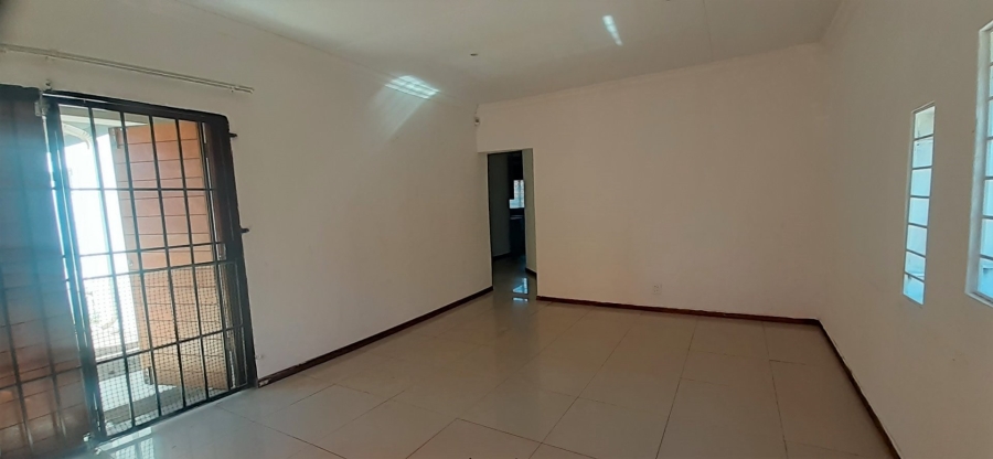 3 Bedroom Property for Sale in Heuweloord Gauteng