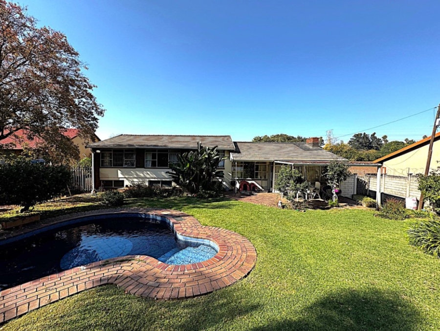 4 Bedroom Property for Sale in Kew Gauteng