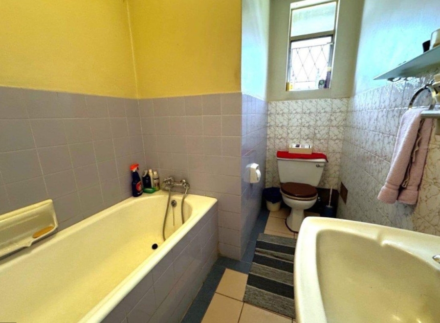 4 Bedroom Property for Sale in Kew Gauteng