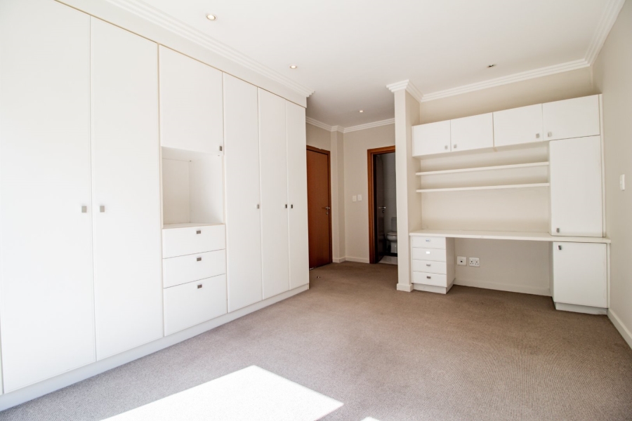 To Let 2 Bedroom Property for Rent in Bedford Gardens Gauteng