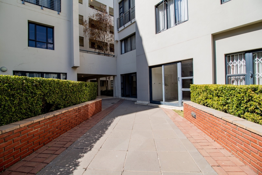 To Let 2 Bedroom Property for Rent in Bedford Gardens Gauteng