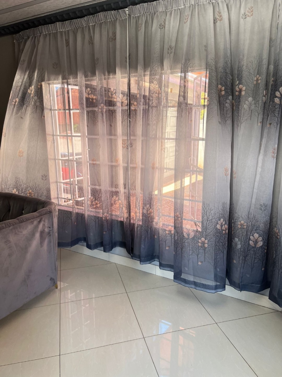 3 Bedroom Property for Sale in Amandasig Gauteng