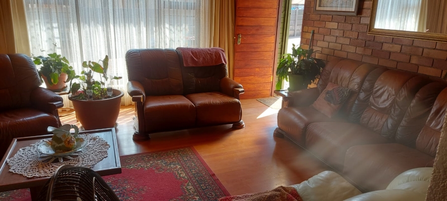 3 Bedroom Property for Sale in Ferryvale Gauteng