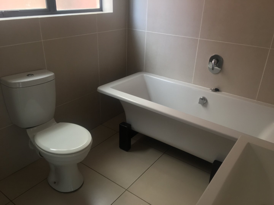 To Let 3 Bedroom Property for Rent in Kyalami Hills Gauteng