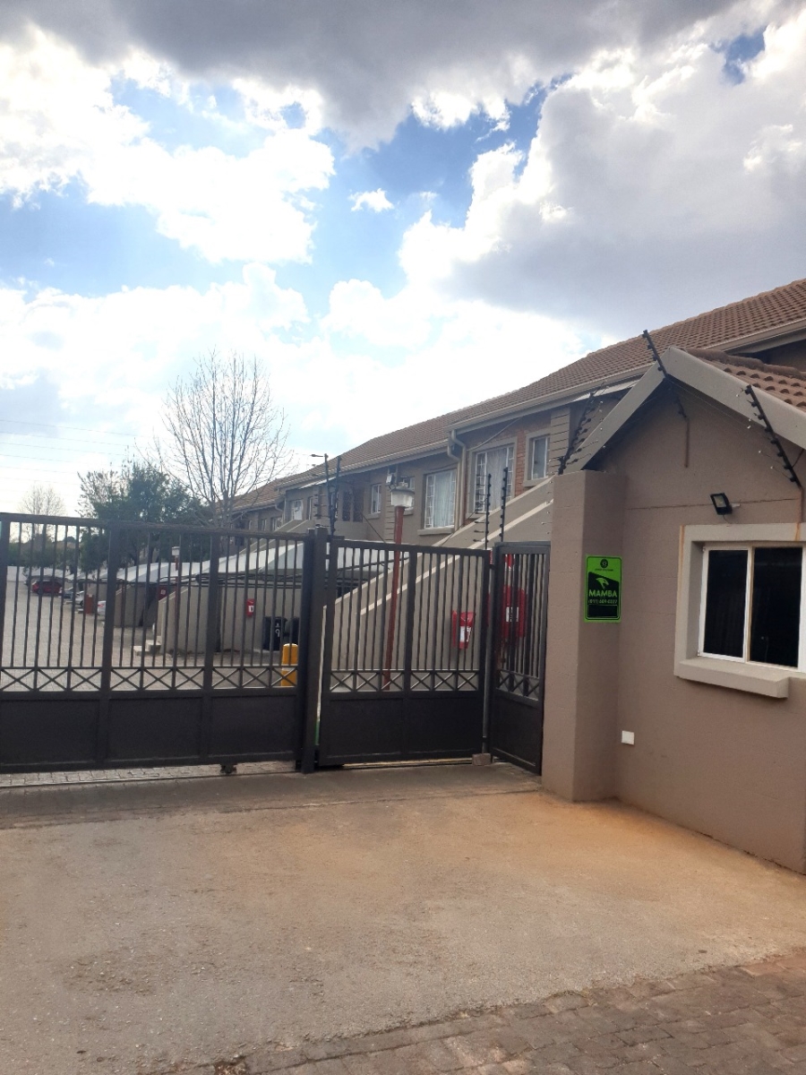 2 Bedroom Property for Sale in Rynfield Gauteng