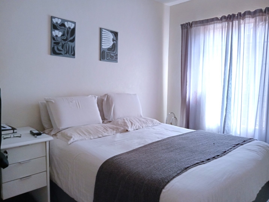 To Let 1 Bedroom Property for Rent in Newmark Estate Gauteng