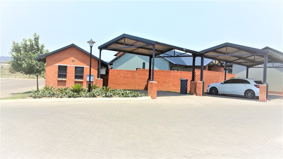 To Let 1 Bedroom Property for Rent in Newmark Estate Gauteng