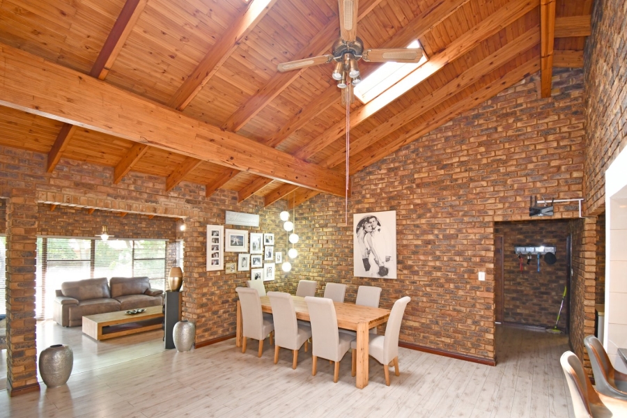 4 Bedroom Property for Sale in Eldoraigne Gauteng