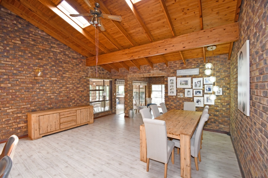 4 Bedroom Property for Sale in Eldoraigne Gauteng