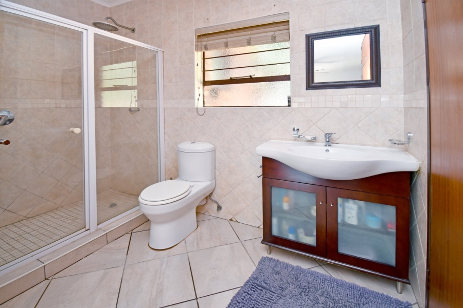 4 Bedroom Property for Sale in Eldoraigne Gauteng