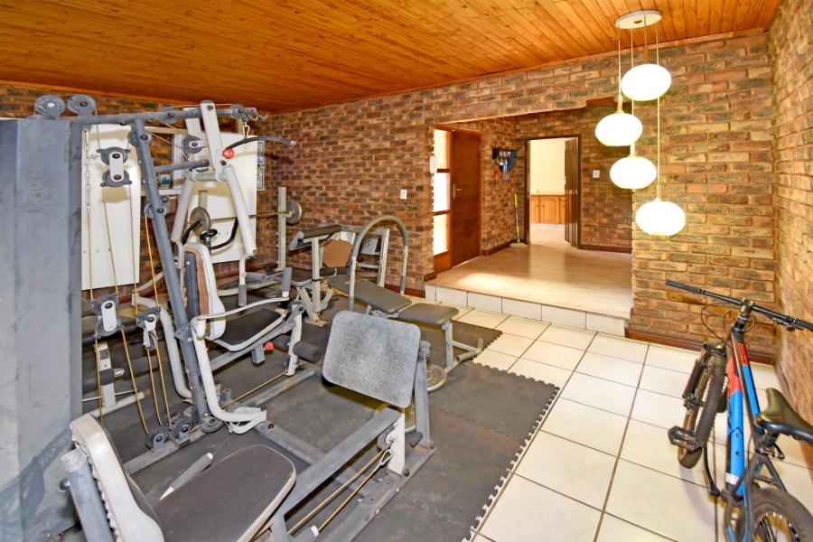 4 Bedroom Property for Sale in Eldoraigne Gauteng