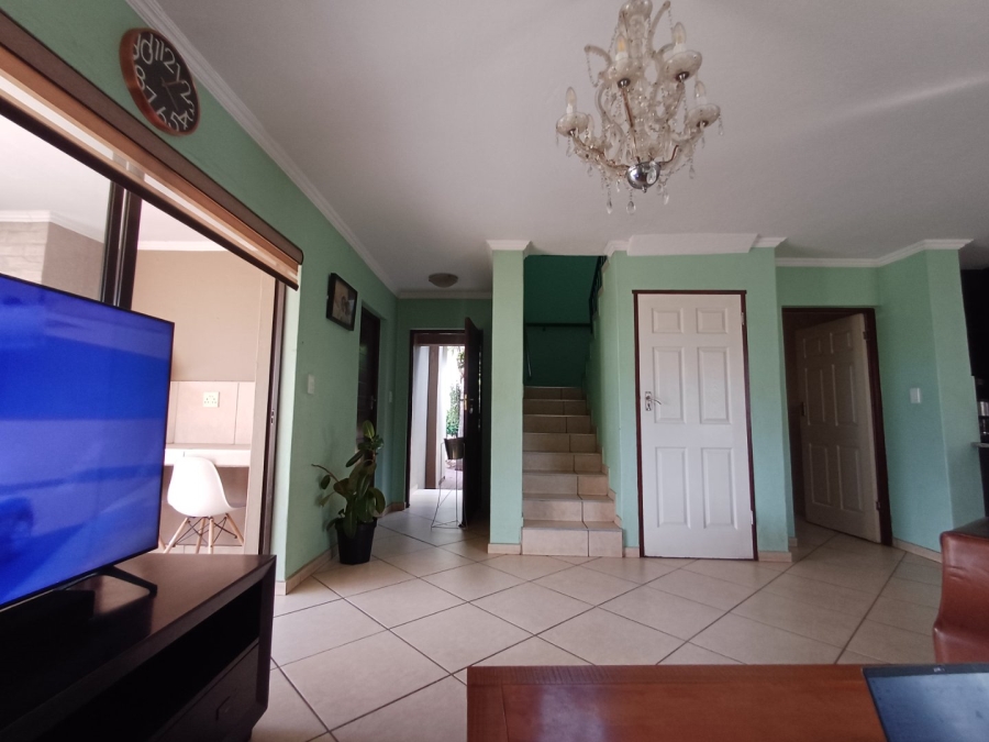 3 Bedroom Property for Sale in Raslouw Gardens Gauteng