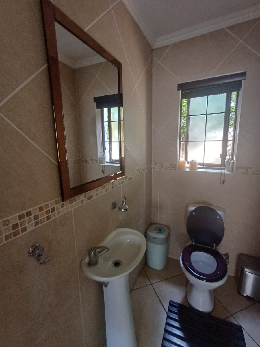 3 Bedroom Property for Sale in Raslouw Gardens Gauteng