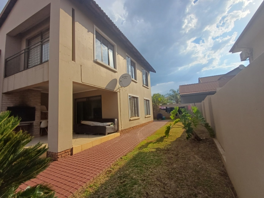 3 Bedroom Property for Sale in Raslouw Gardens Gauteng