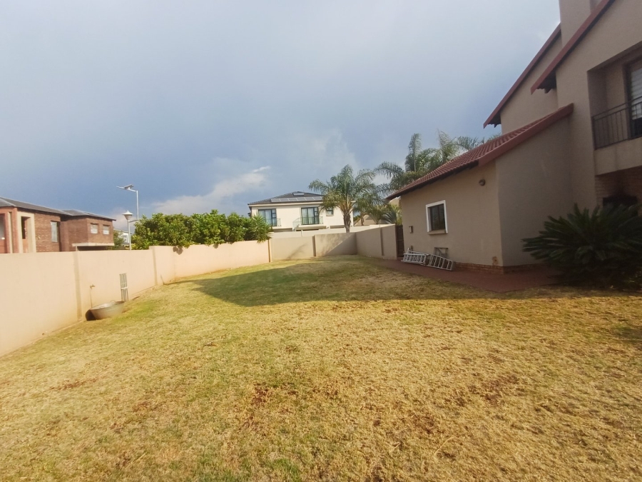 3 Bedroom Property for Sale in Raslouw Gardens Gauteng