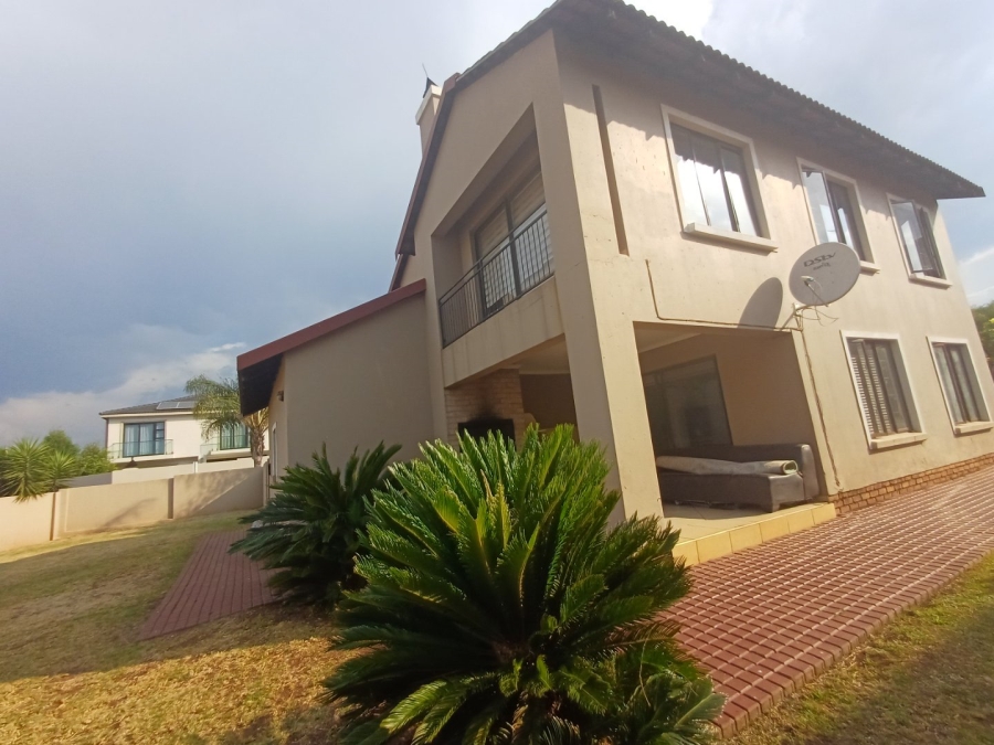 3 Bedroom Property for Sale in Raslouw Gardens Gauteng