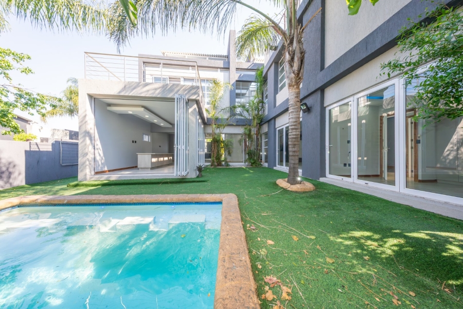 4 Bedroom Property for Sale in Greenstone Hill Gauteng