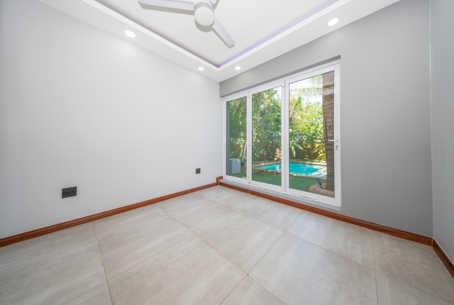 4 Bedroom Property for Sale in Greenstone Hill Gauteng