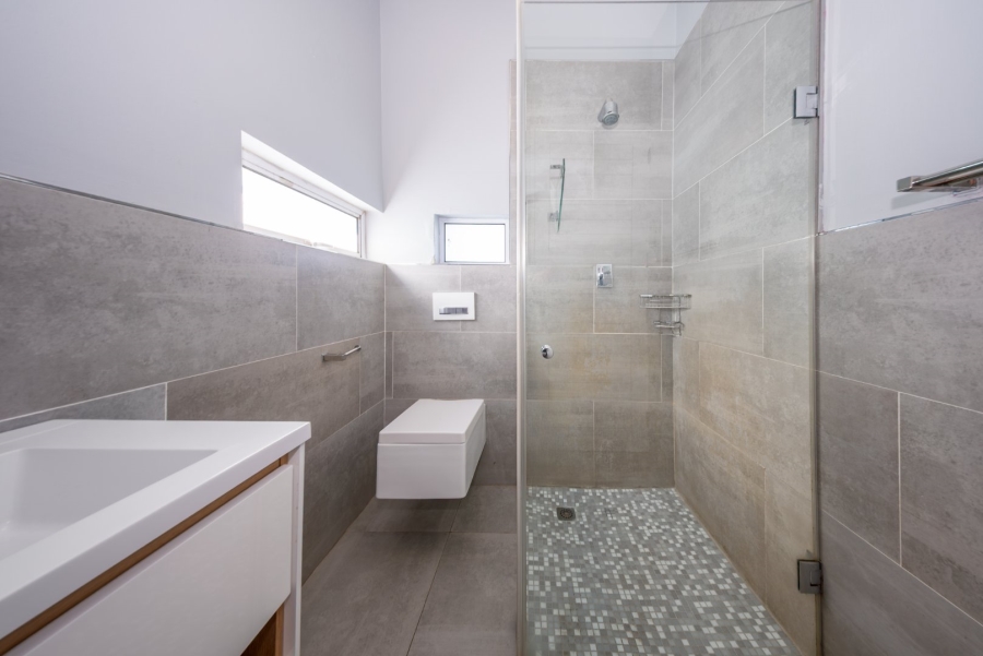 4 Bedroom Property for Sale in Greenstone Hill Gauteng