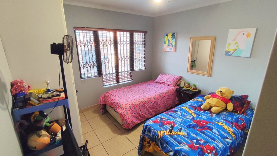 3 Bedroom Property for Sale in Eldoraigne Gauteng