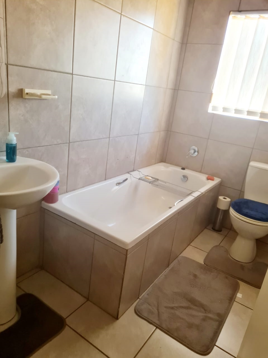 To Let 2 Bedroom Property for Rent in Vanderbijlpark SW 5 Gauteng