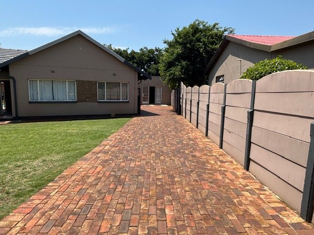 3 Bedroom Property for Sale in Witfield Gauteng