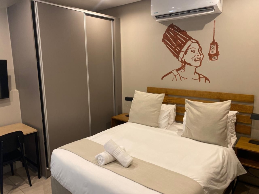 To Let 1 Bedroom Property for Rent in Sandton Central Gauteng