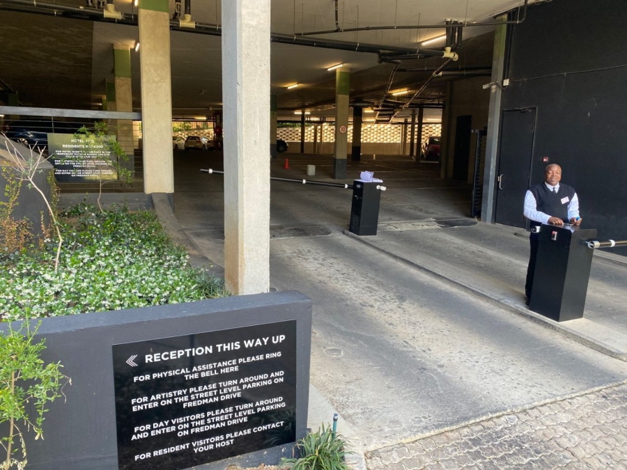 To Let 1 Bedroom Property for Rent in Sandton Central Gauteng