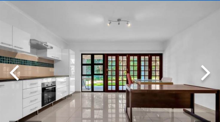 To Let  Bedroom Property for Rent in Parkmore Gauteng