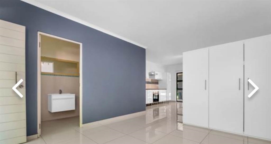 To Let  Bedroom Property for Rent in Parkmore Gauteng