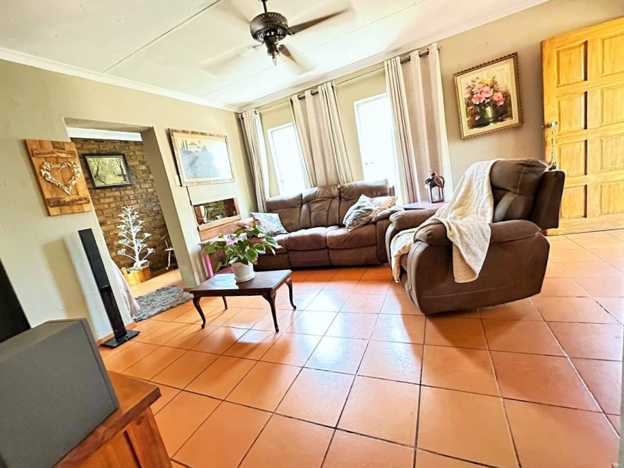 2 Bedroom Property for Sale in Zwartkop Gauteng