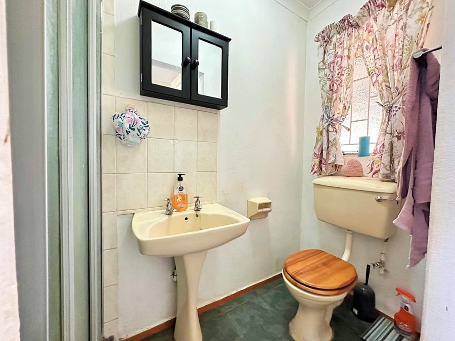 2 Bedroom Property for Sale in Zwartkop Gauteng