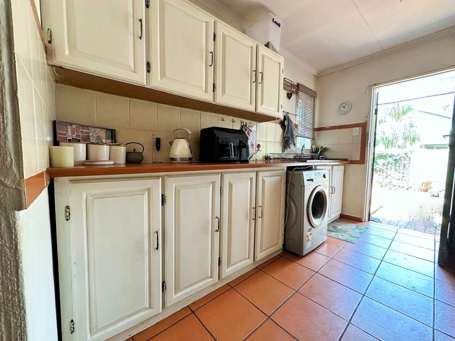 2 Bedroom Property for Sale in Zwartkop Gauteng