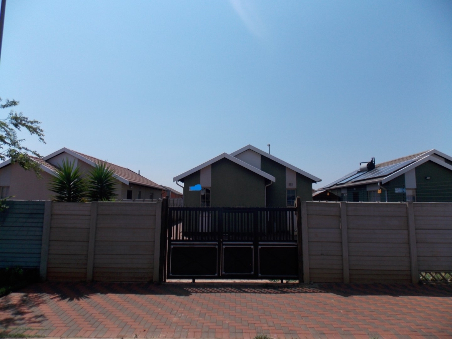 3 Bedroom Property for Sale in Sky City Gauteng