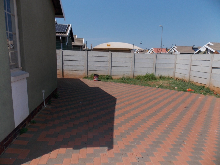 3 Bedroom Property for Sale in Sky City Gauteng