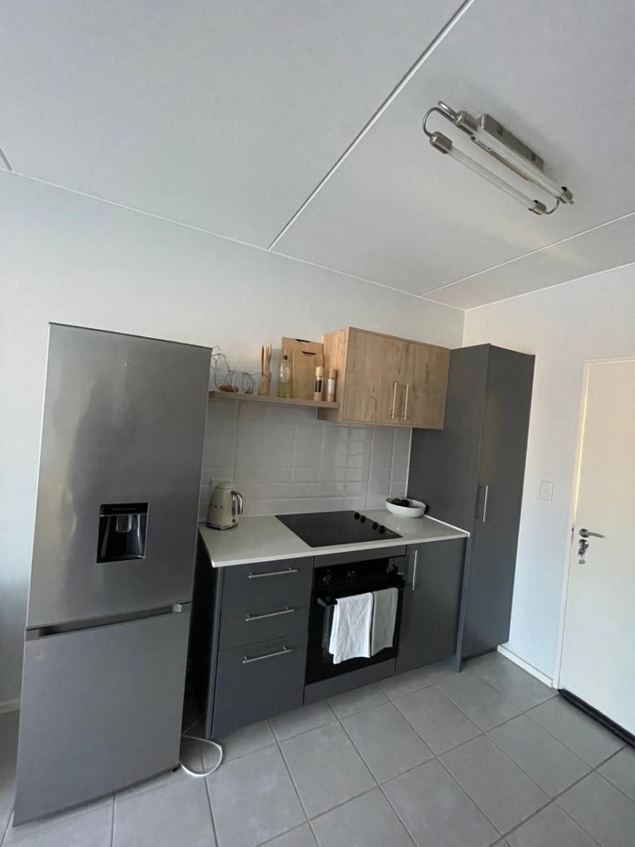 2 Bedroom Property for Sale in Kosmosdal Gauteng